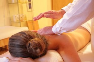 Whiplash therapie kan verlichting brengen